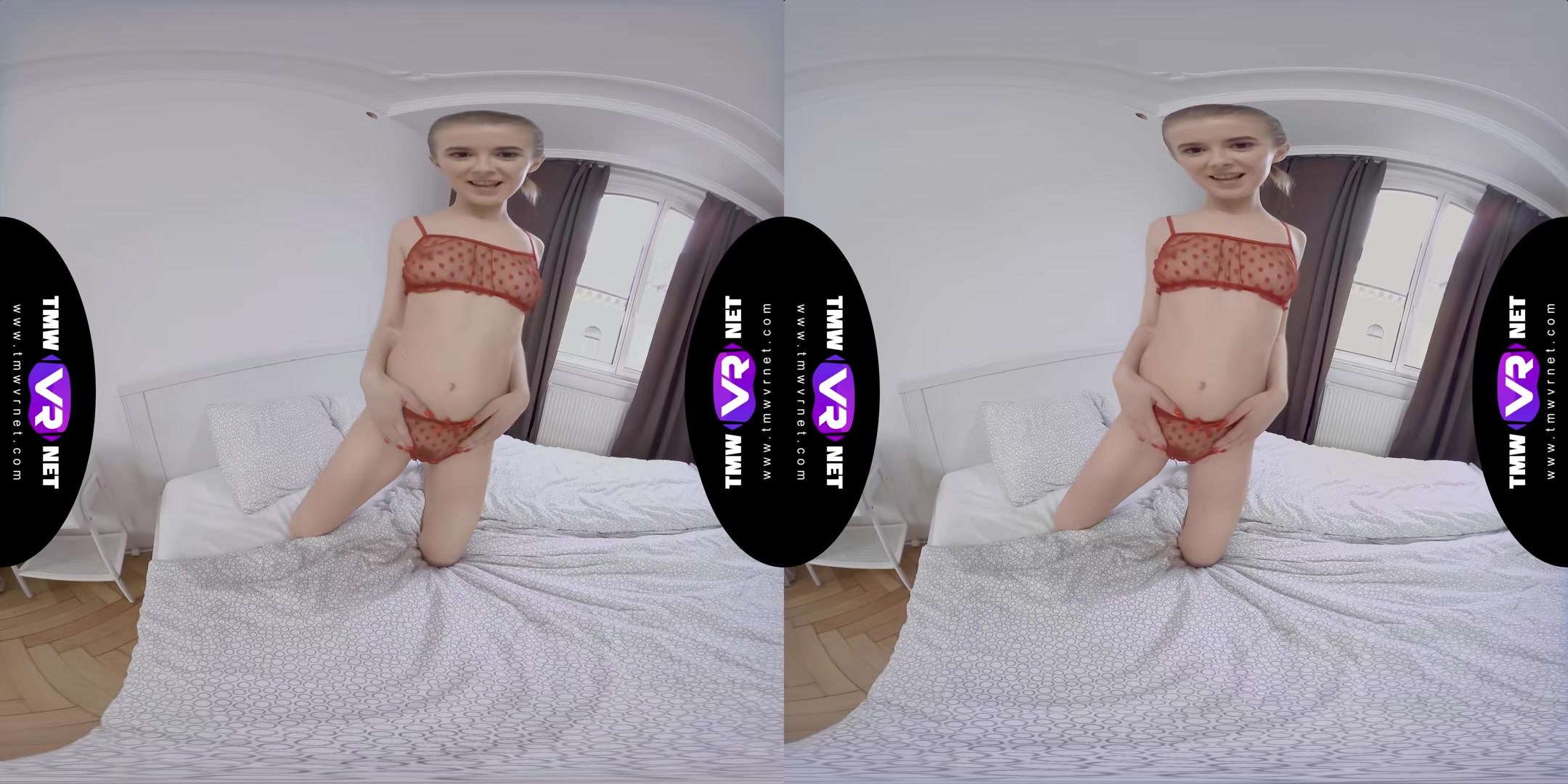Hottie Masturbates In A New Outfit - TmwVRNet