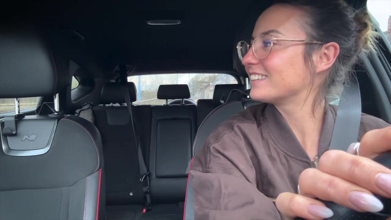 Alice and Ariana get fucked without limits! - Jacquie et Michel TV