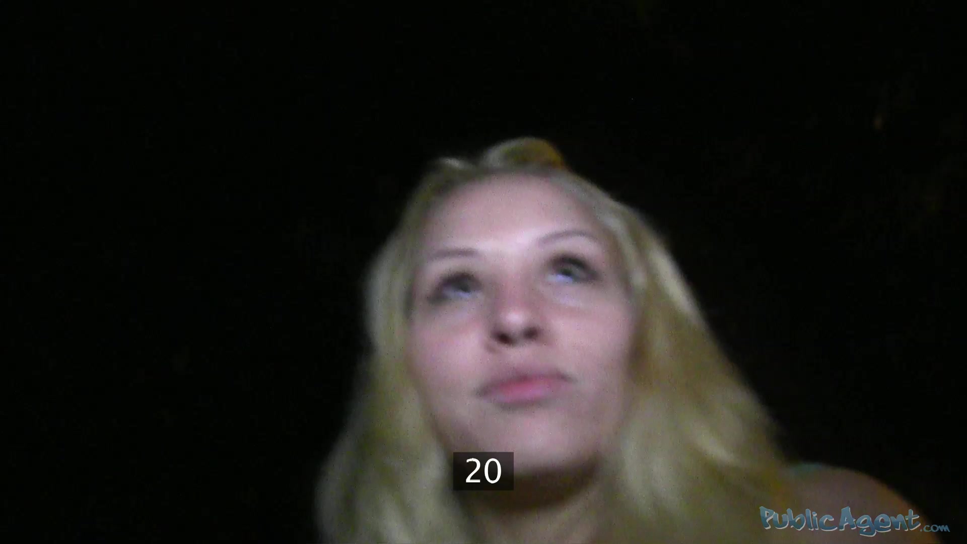 PublicAgent Clip. Lola