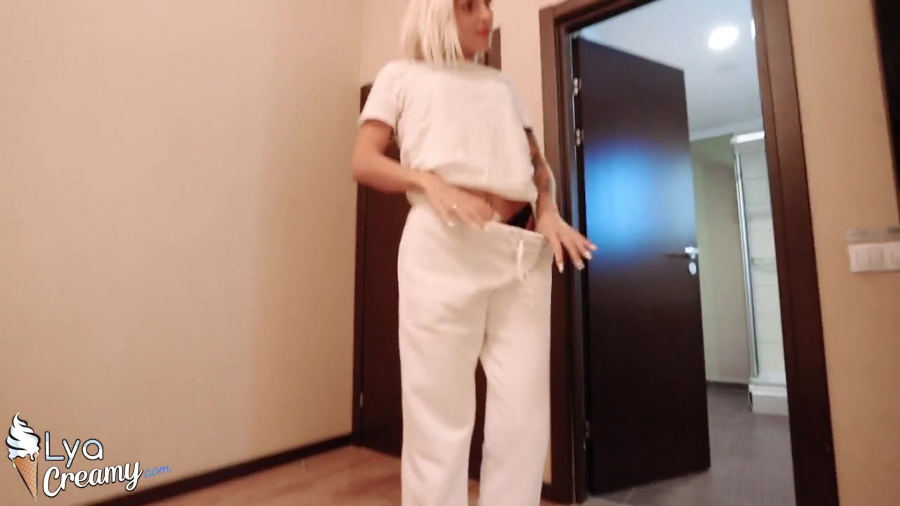 Sexy Girl Blowjob Big Dick Stranger In The Hotel