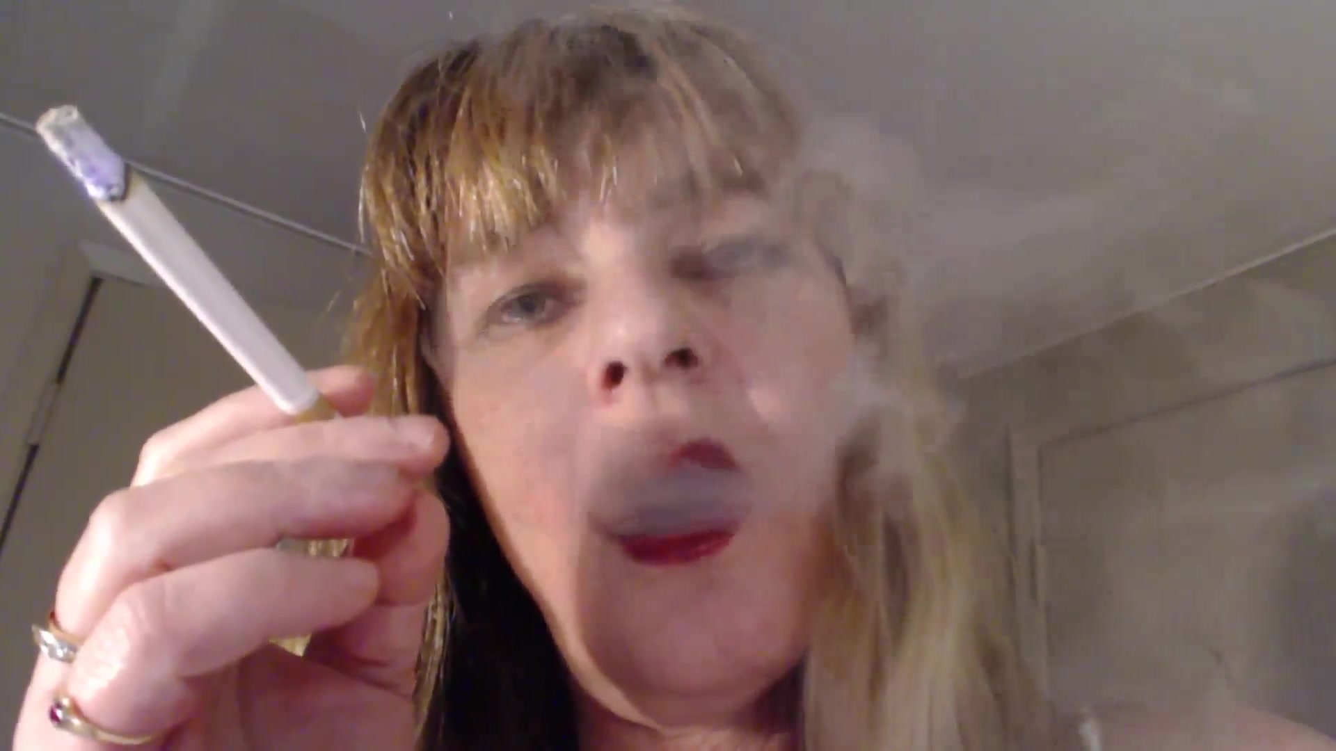 Smoking Mouth - TacAmateurs