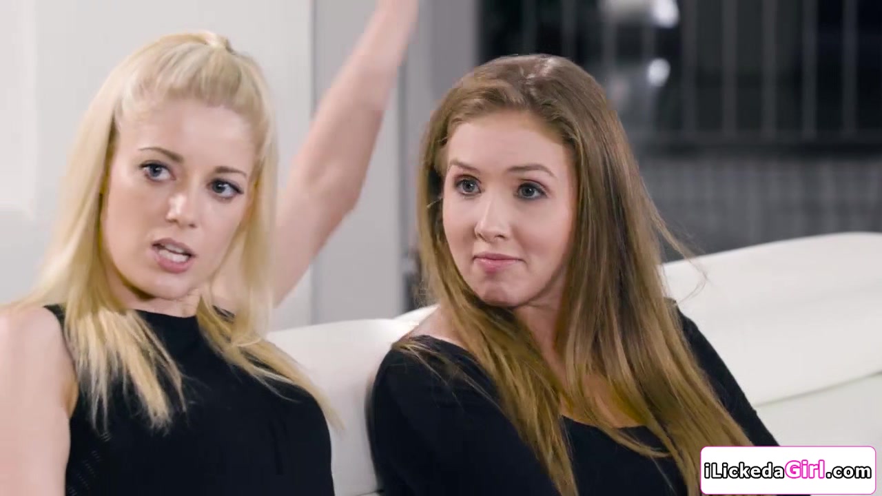 Show me that you're lesbian couple or I'll do identity check
