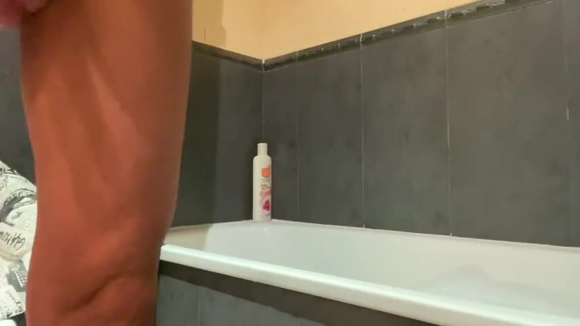 Bisexual Masturbating In The Bathroom At Home By Wildspaincouple