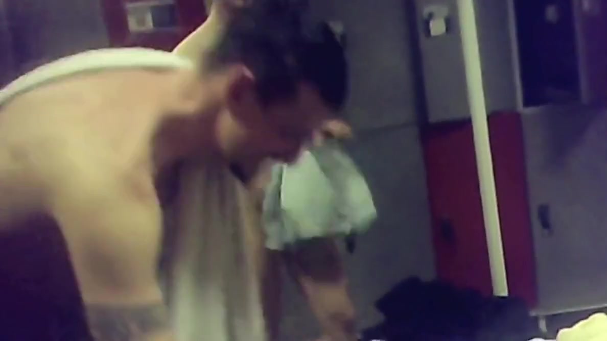 gym shower 14