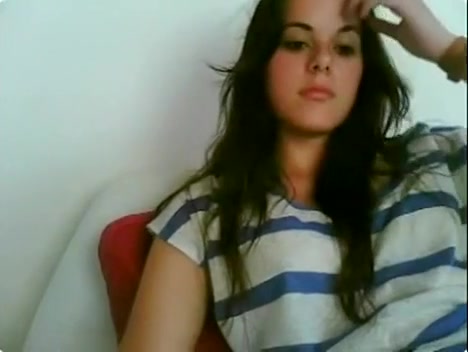 Young lady has no shame to show her incredible goodies
