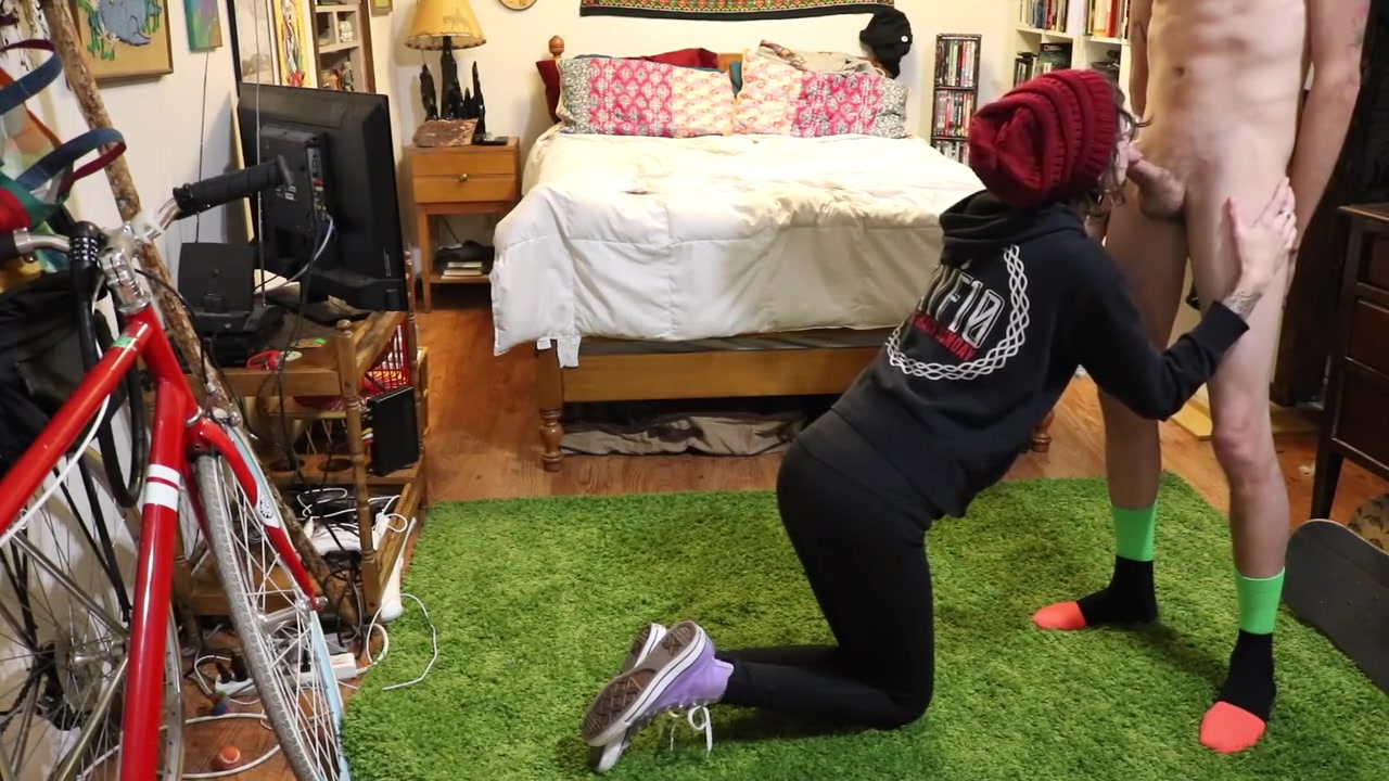 Hipster Girl Sucks Cock In Converse Sneakers