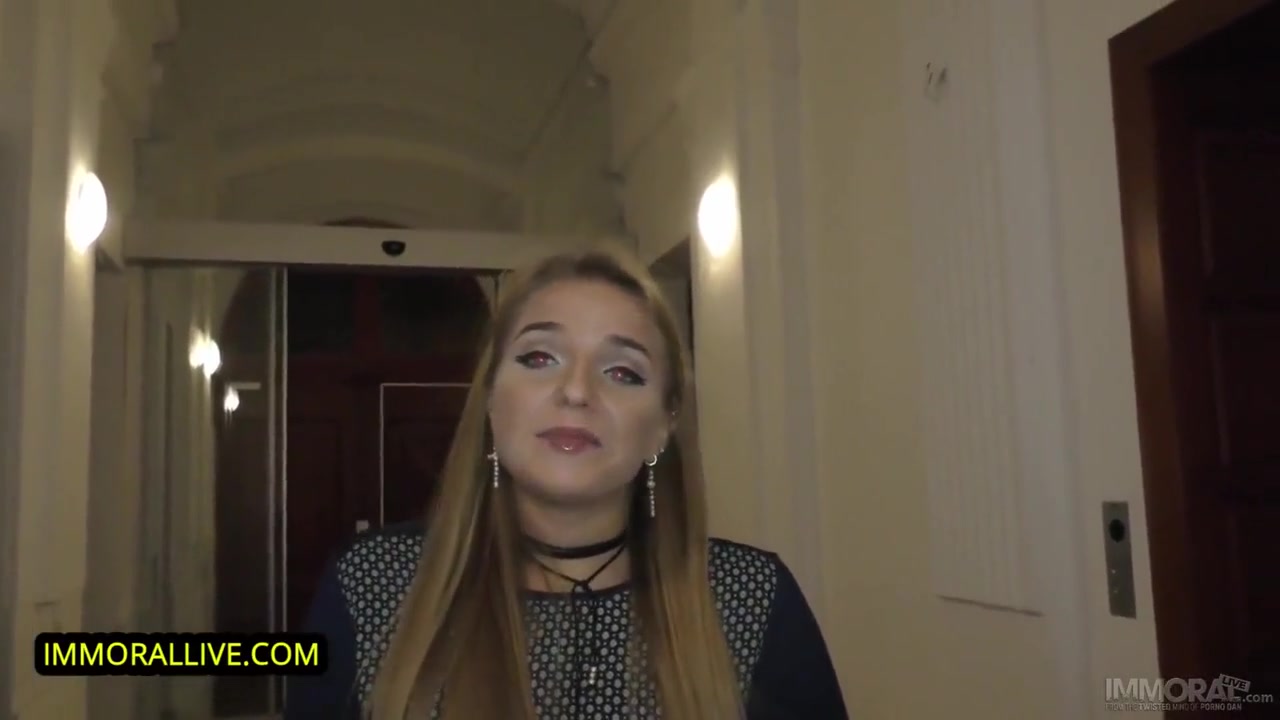 Sofi Goldfinger And Matt Bird In Fit Tan Blonde With Big, Round Bubble Butt Is Born To Do Porn!