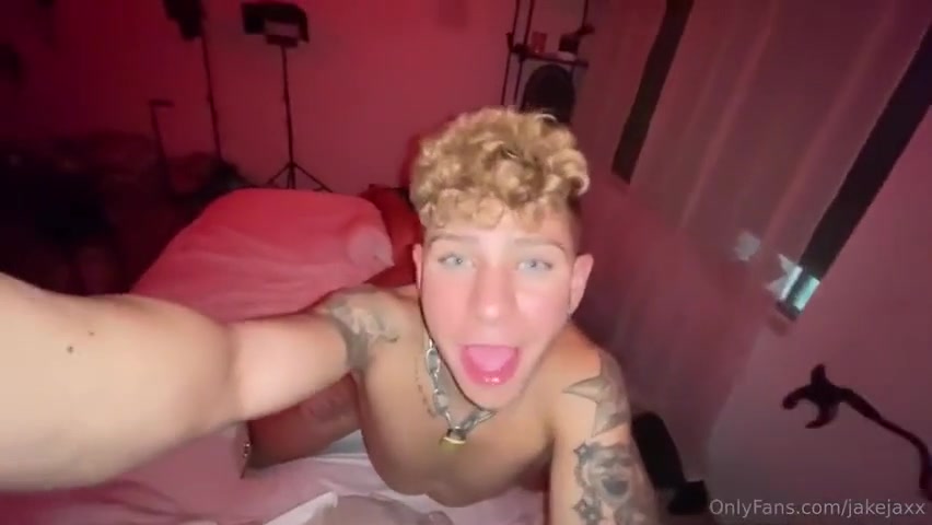 Jake Jaxx Fills Boy2