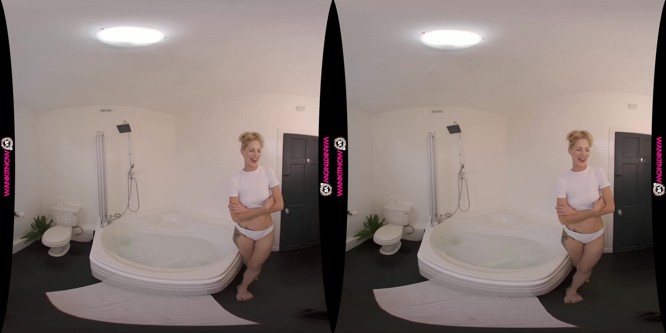 Spunk Bath featuring Leah - WankitNowVR