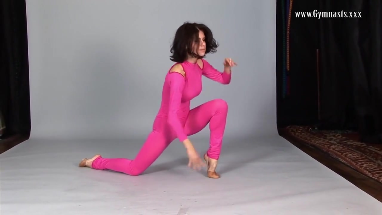 Violeta Laczkowa - Big Tits Skinny Acrobatic teen 18+ Spreading Legs