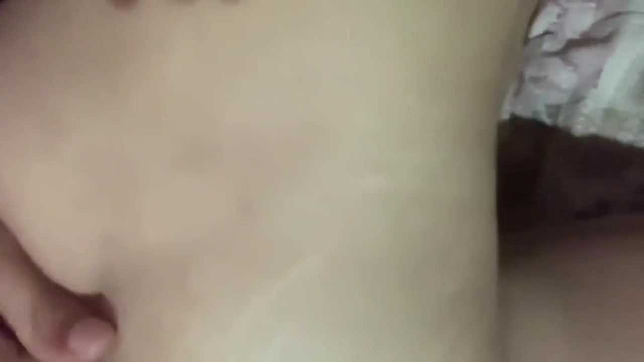 Brincando Com A Buceta E O Cuzinho De Minha Novinha. So Na Moral!!! 7 Min