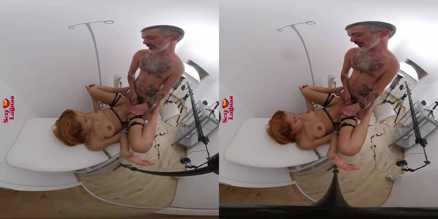 A Good Girl Squirts - BTS part II - perVRt