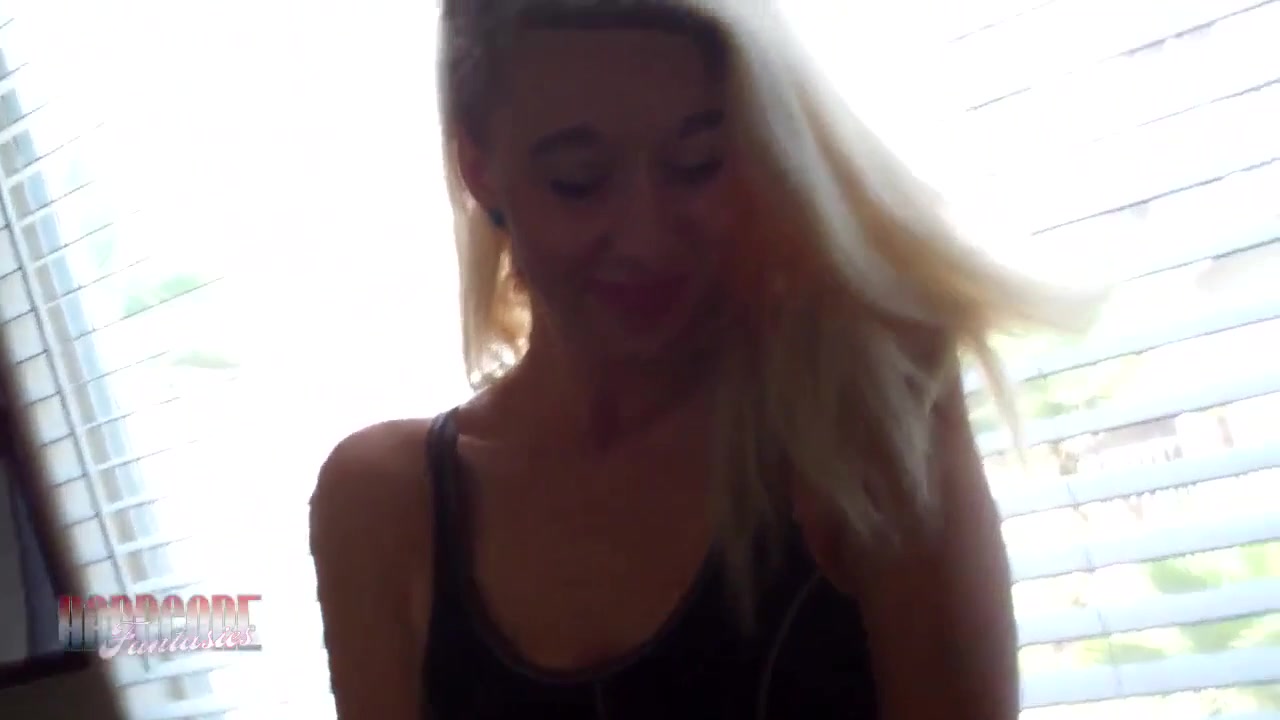 Aurora home alone pussy play - HeavenlySmut