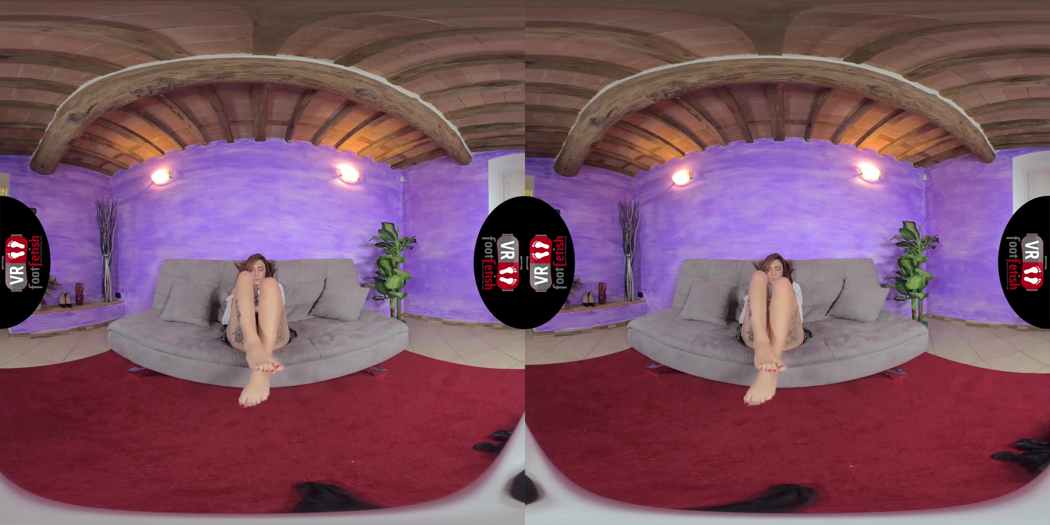 Gorgeously Seductive Aradia Shows Off Her Fabulous Feet - VRFootFetish