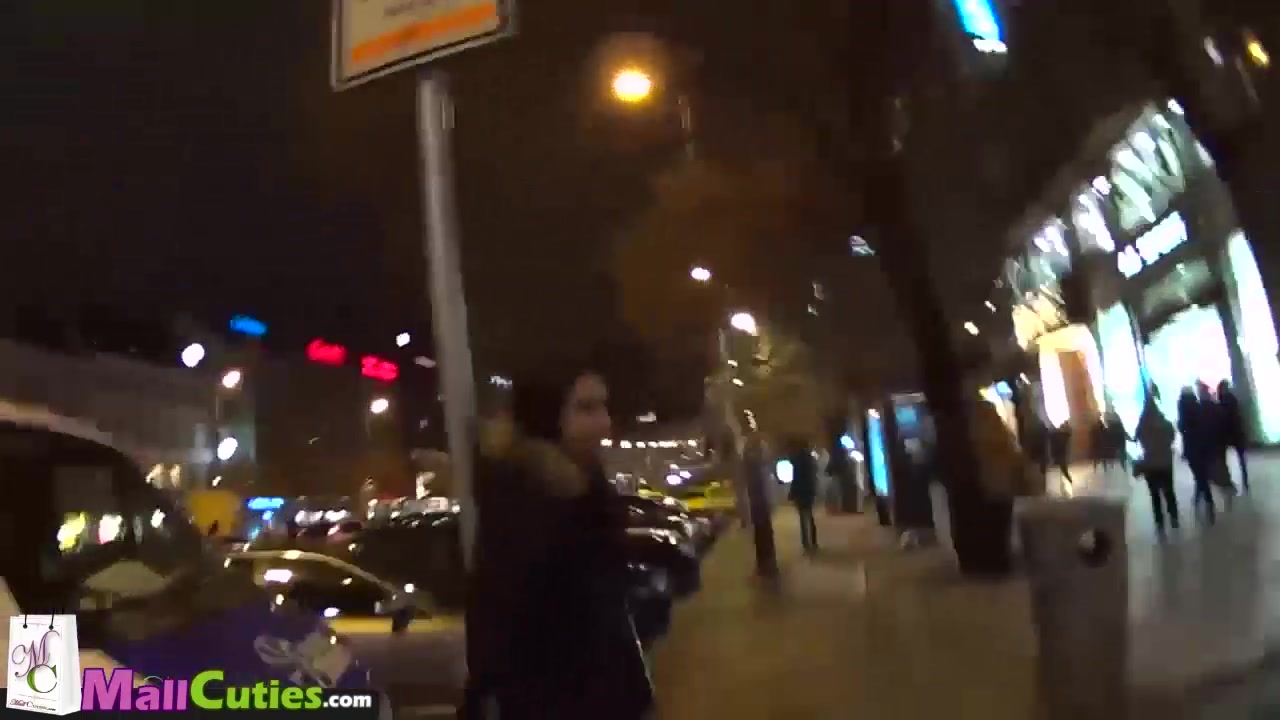 Readhead with big tits is sucking cock
