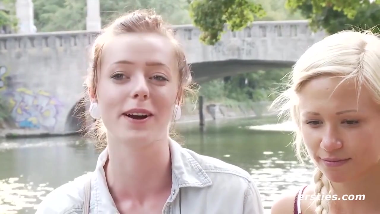 Lesbian Fingering - Born In Berlin, She Fucks Her Friend From Hh