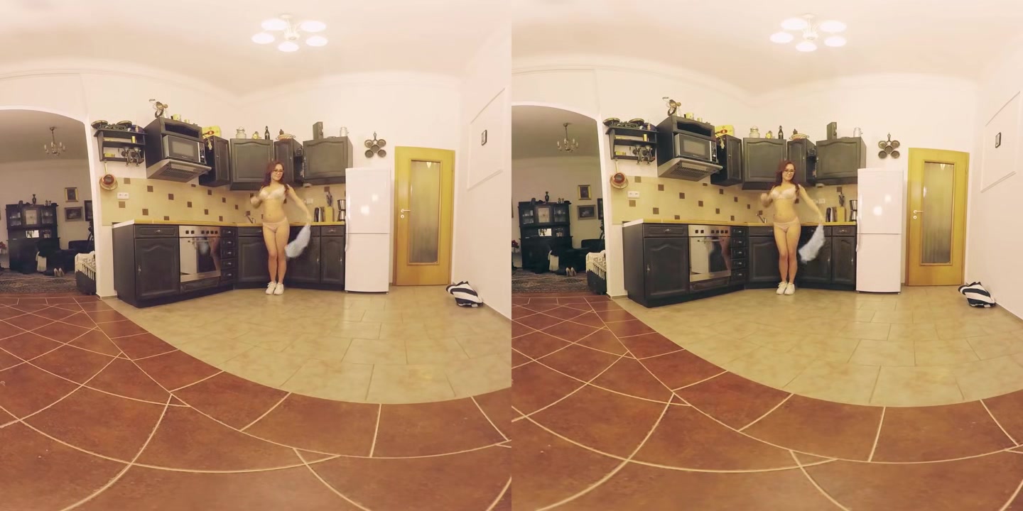 Danielle Bella Cums in the Kitchen