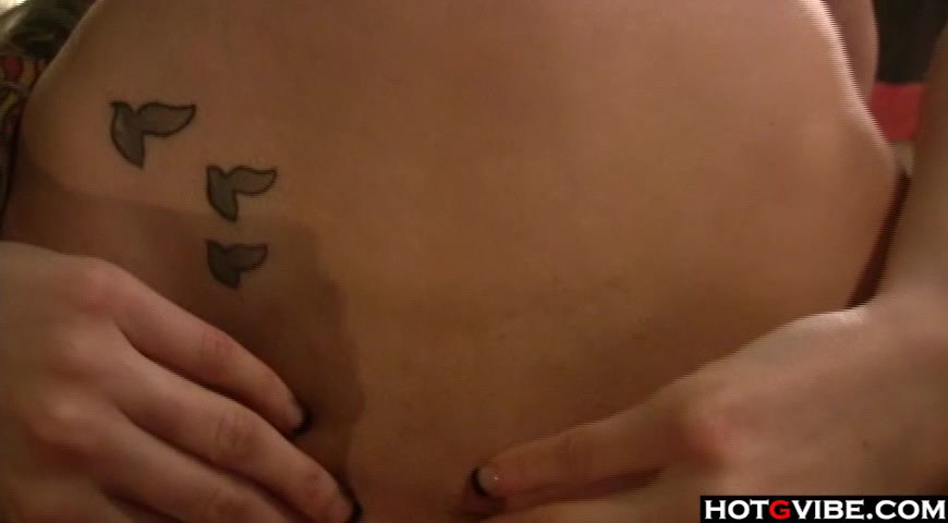 Alternative lesbians close up pussy pleasing