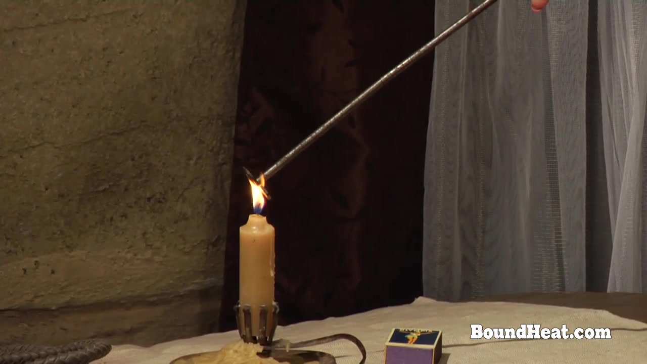 Spanking And Electro Shock Therapy For Submissive Lesbian Slave