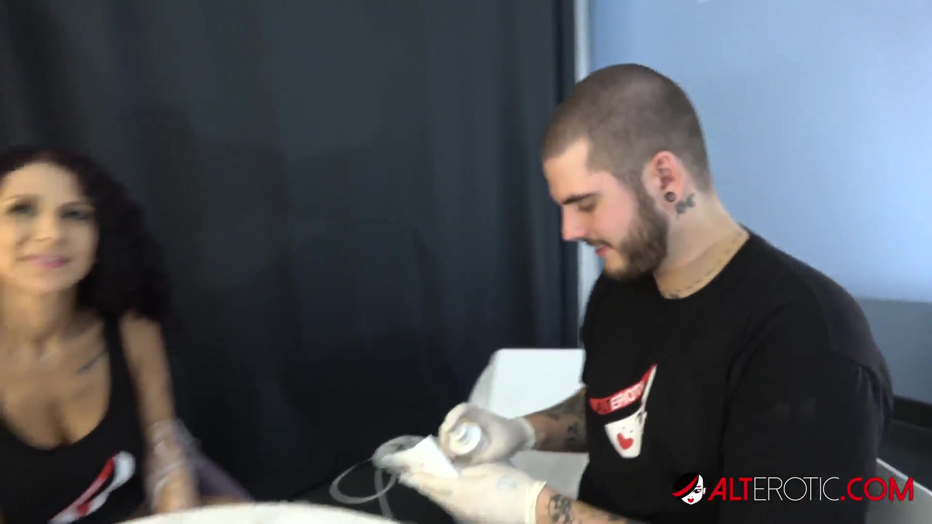 Mara Martinez Gets Tattooed and Fucked by Her Boyfriend - AltErotic