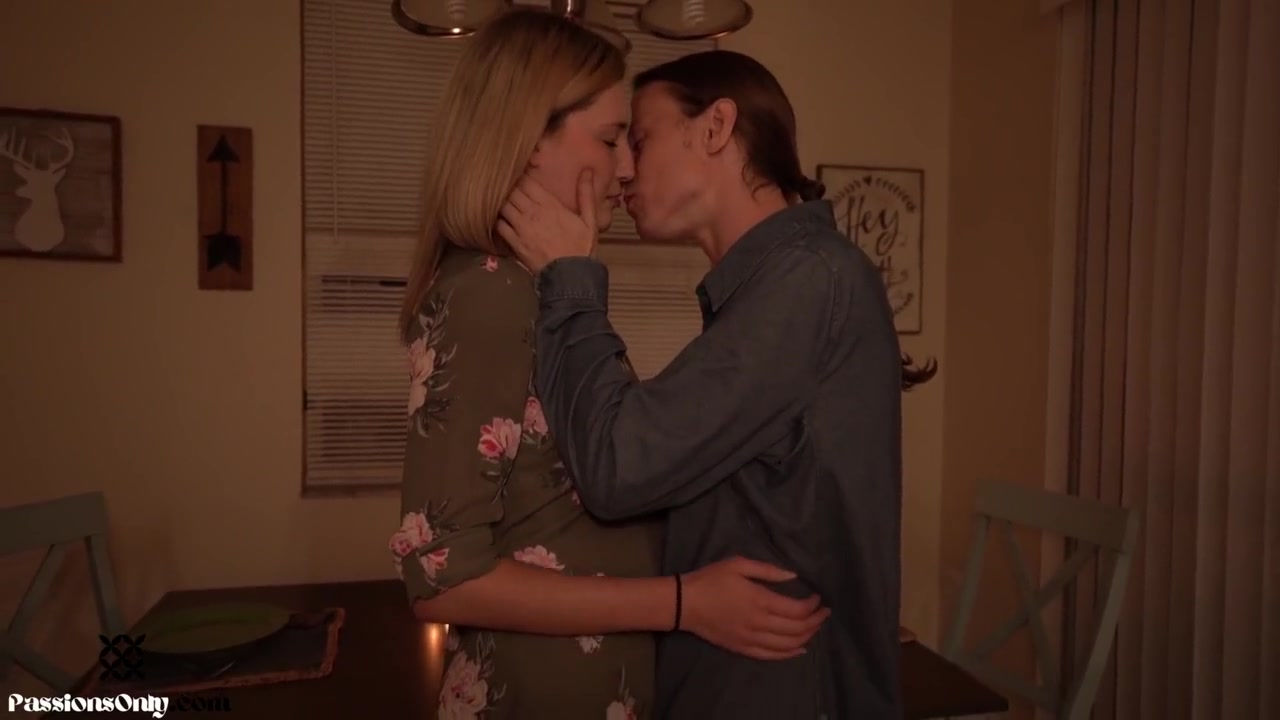 Romantic Lovemaking With Hot Couple