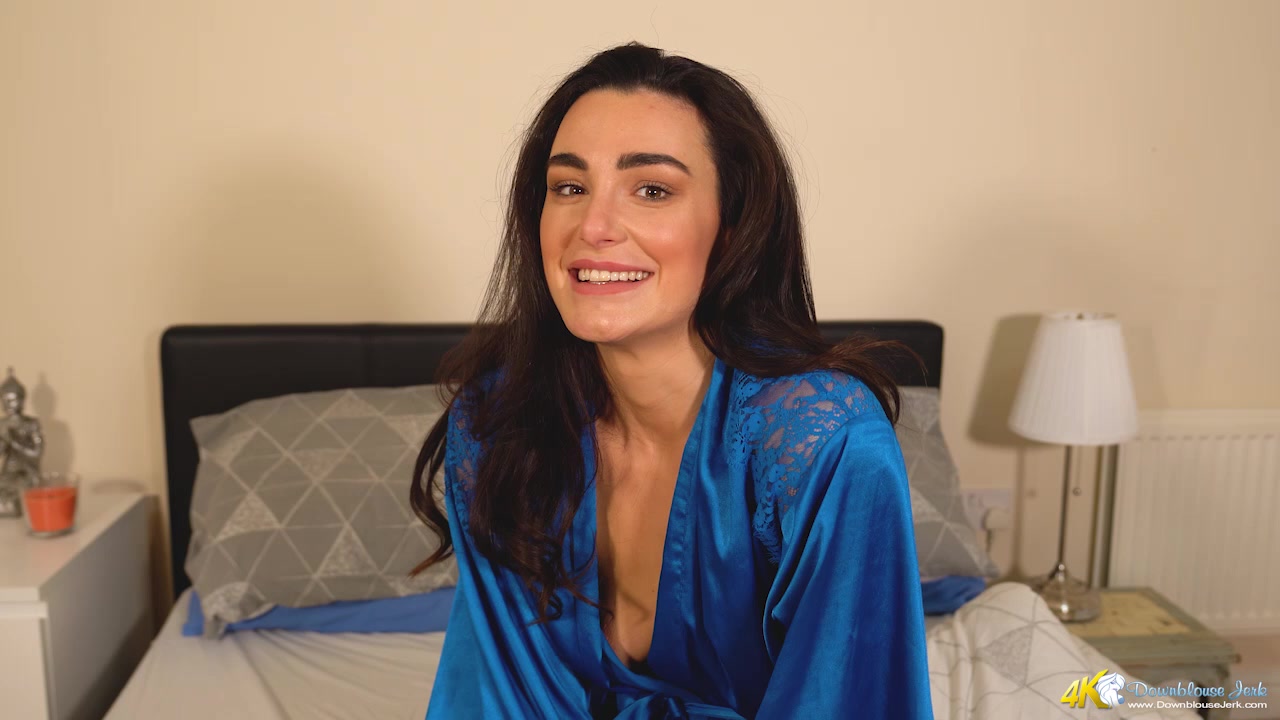 Sexy Surprise - DownblouseJerk