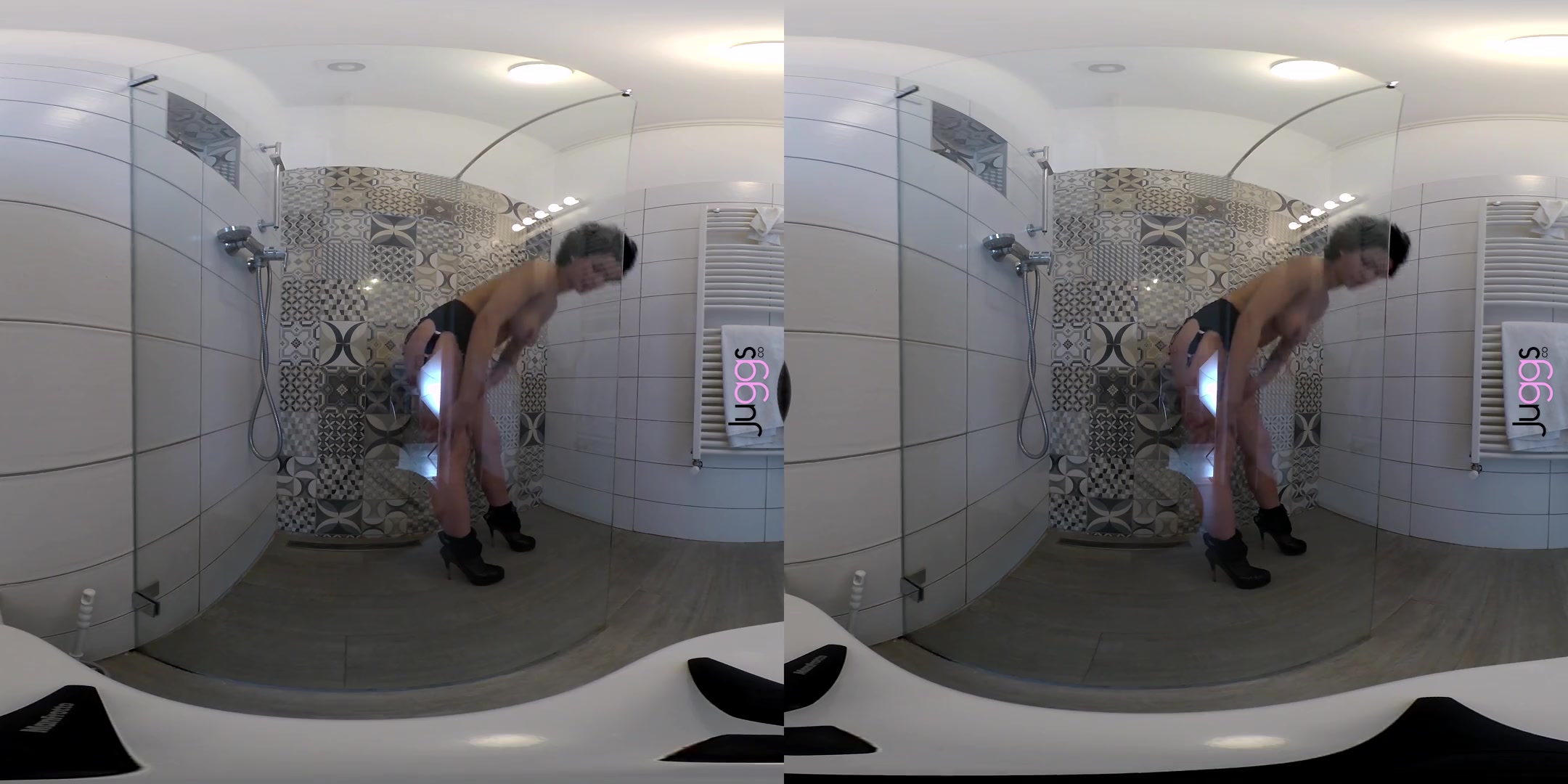 Lubachka in Petite Russian - Ep. 4: In the shower - perVRt