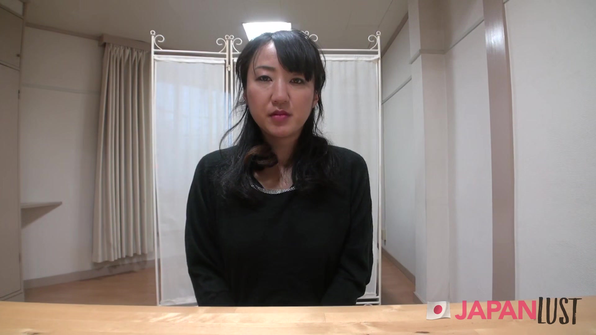 Busty Japanese Milf Gets Hairy Pussy Licked Before Creampie