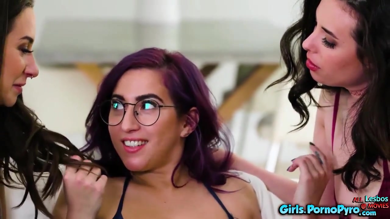 April Oneil In Joins Her 2 Lesbian Friends In A Threesome