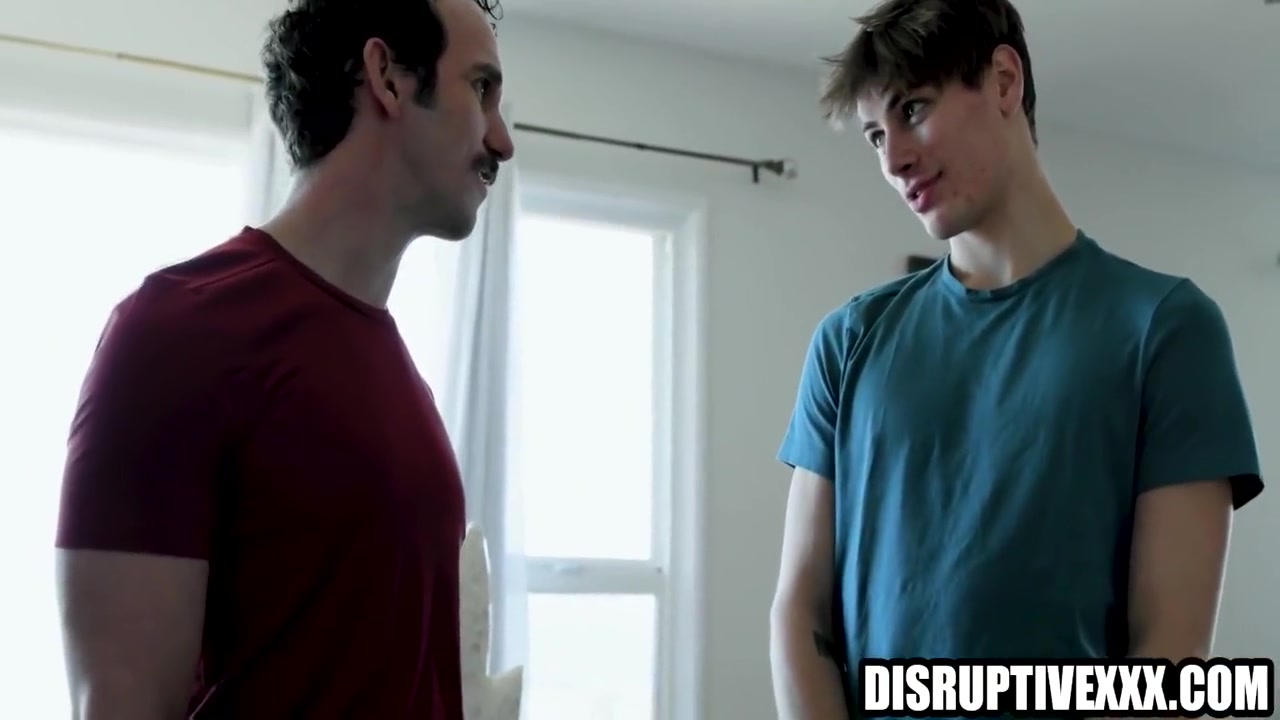Straight Guy Cant Admit Hes Into Guys Too 7 Min - Cyrus Stark, Gay Porn And Greg Mckeon
