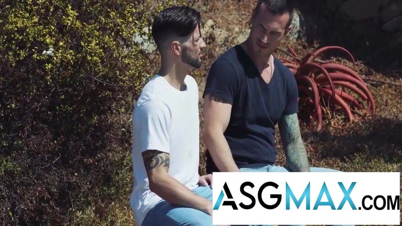 The Less I Know About You The Better Secretive Online Hookup Just Wants To Fuck 15 Min With Derek Kage And Casey Everett