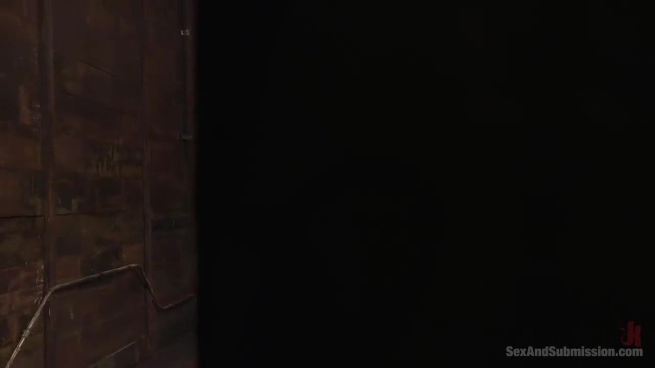 Skinny Hot Babe Bdsm - Trisha Parks