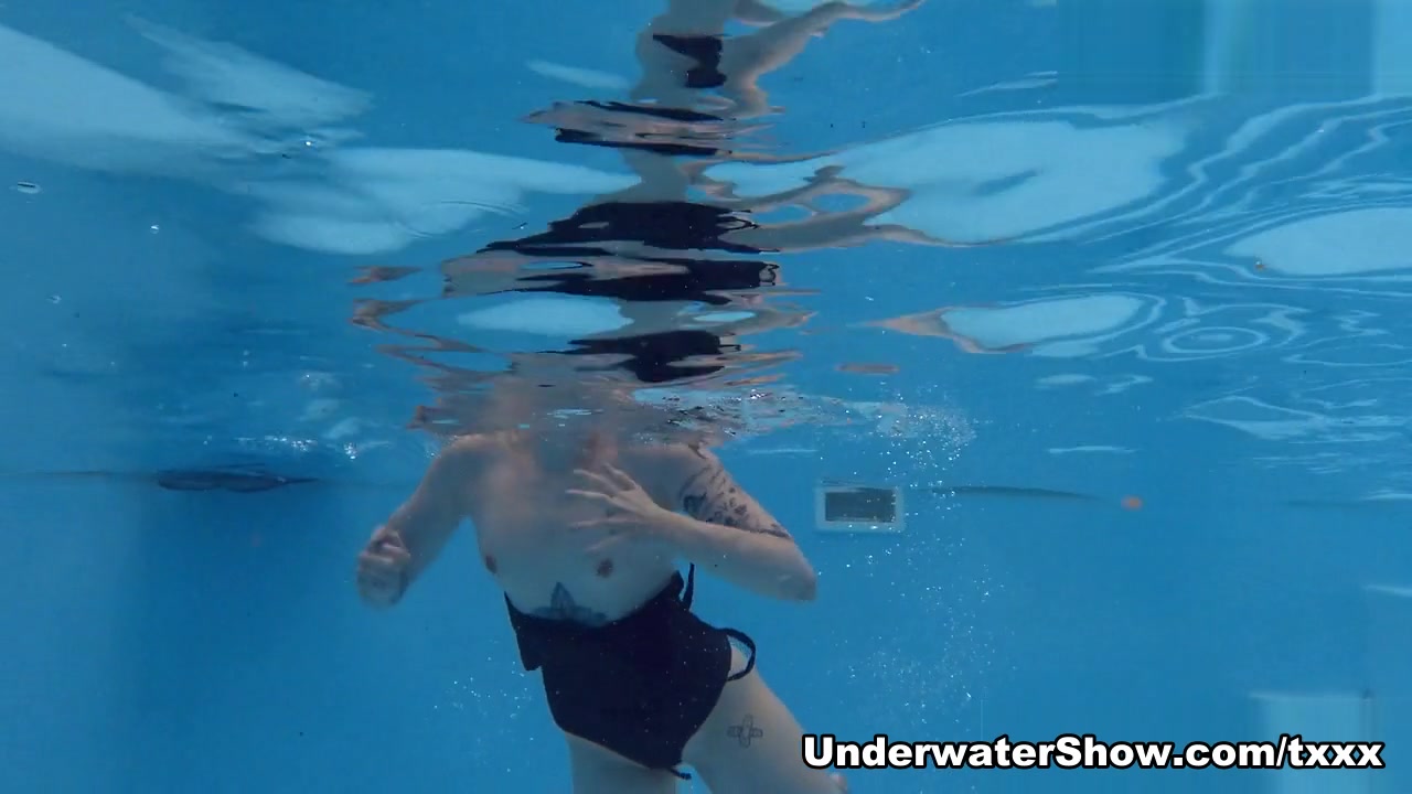 Mimi Cica Video - UnderwaterShow
