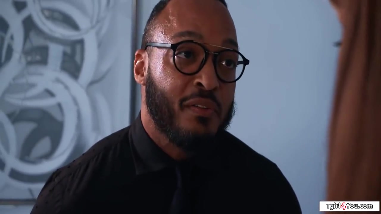 Big Tits Shemale Wants To Thank A Guy With Anal With Dillon Diaz And Gracie Jane