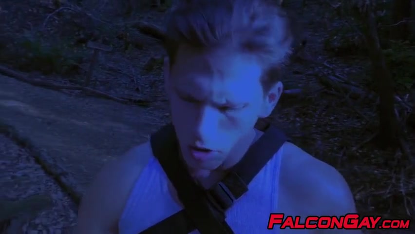 Jay James - Athleticroman Todd Anal Fucks Bottom Stud