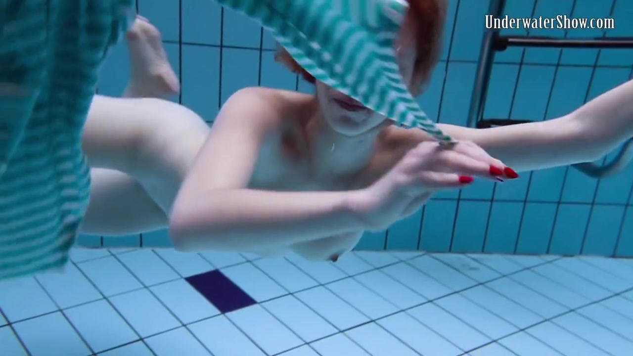 Hottest Underwater Submerged Anetta