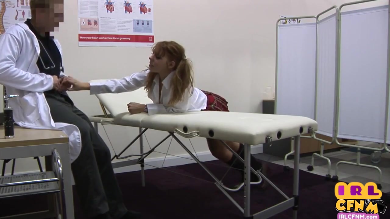 College teen 18+ In Collegeuniform 3some Fucked In Doctor Office