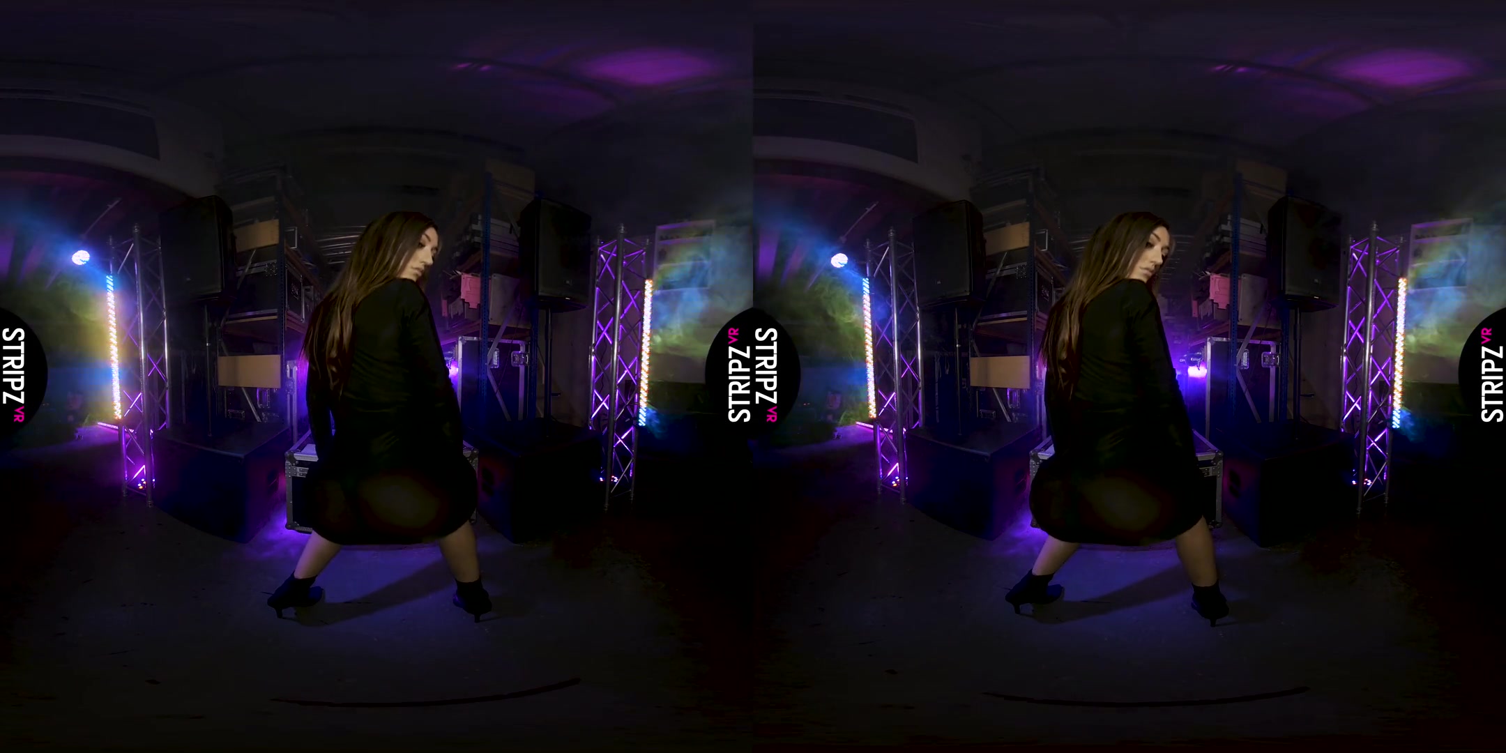 Jizzles in Disco Bitch - StripzVR