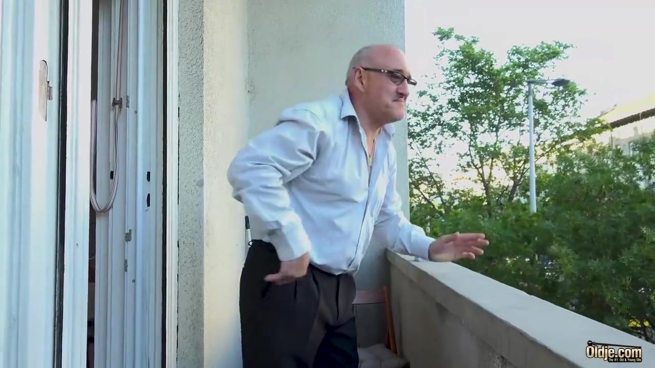 The Love Balcony - Maria Wars And And Young