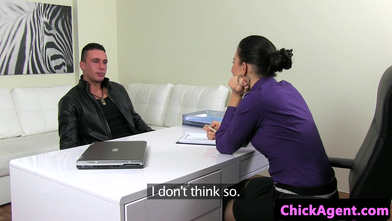 Casting agent pussydrilled with stiff cock