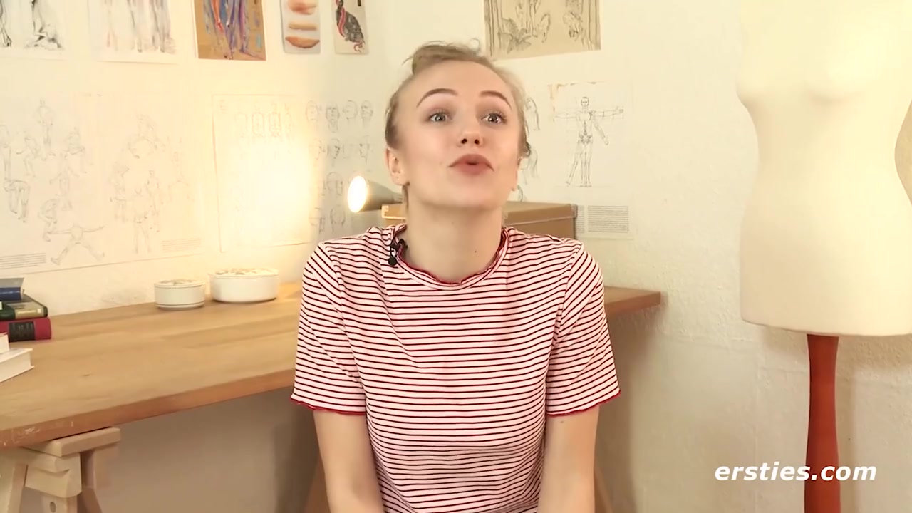 Aislin Is From Ukraine And Masturbates Often