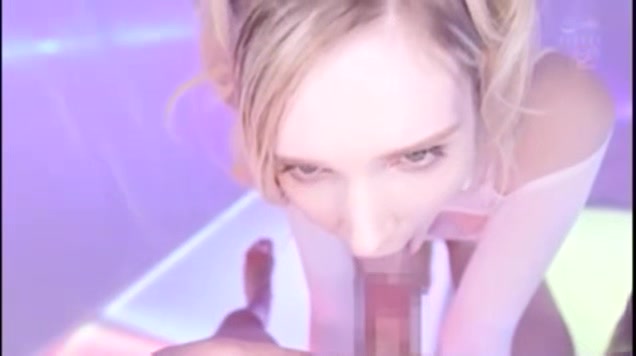 00941,A bitch is fully exposed during sex!