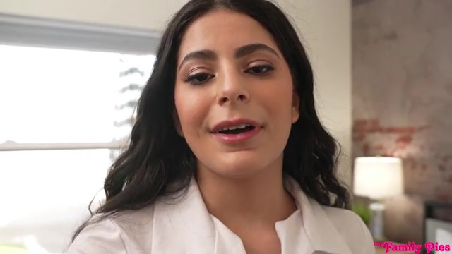 Stepsister Needs Help With Condom Practice - S29:E3 - Nubiles-Porn
