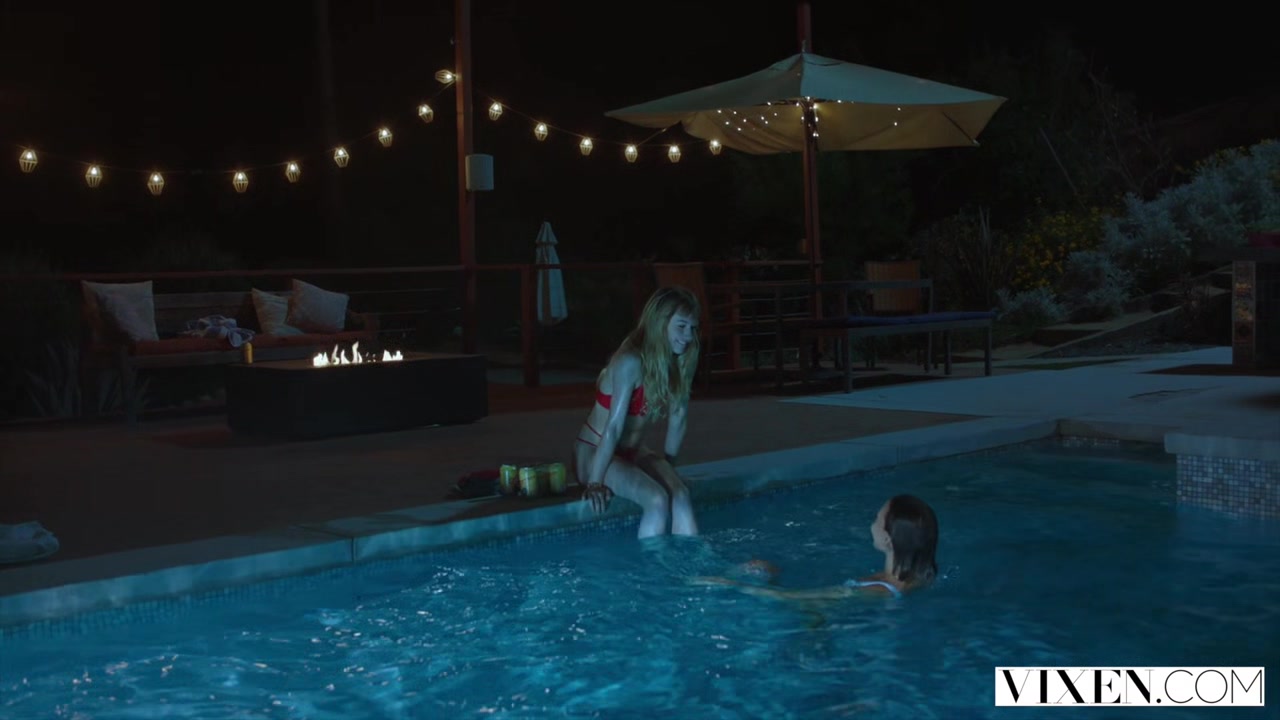 VIXEN Janice Griffith and Ivy Wolfe Sneak Into Backyard For Nighttime Pool Fun