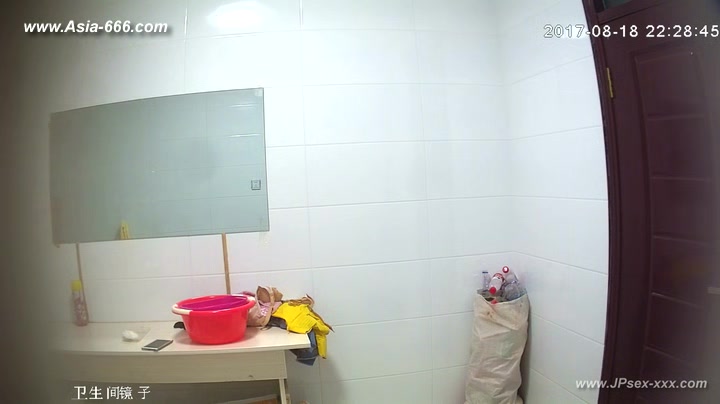 peeping chinese girls bathing.29