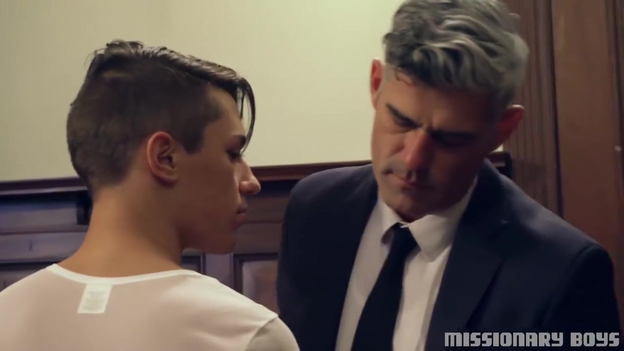 Hot Cum Drenches Briers Stomach With Elder Brier