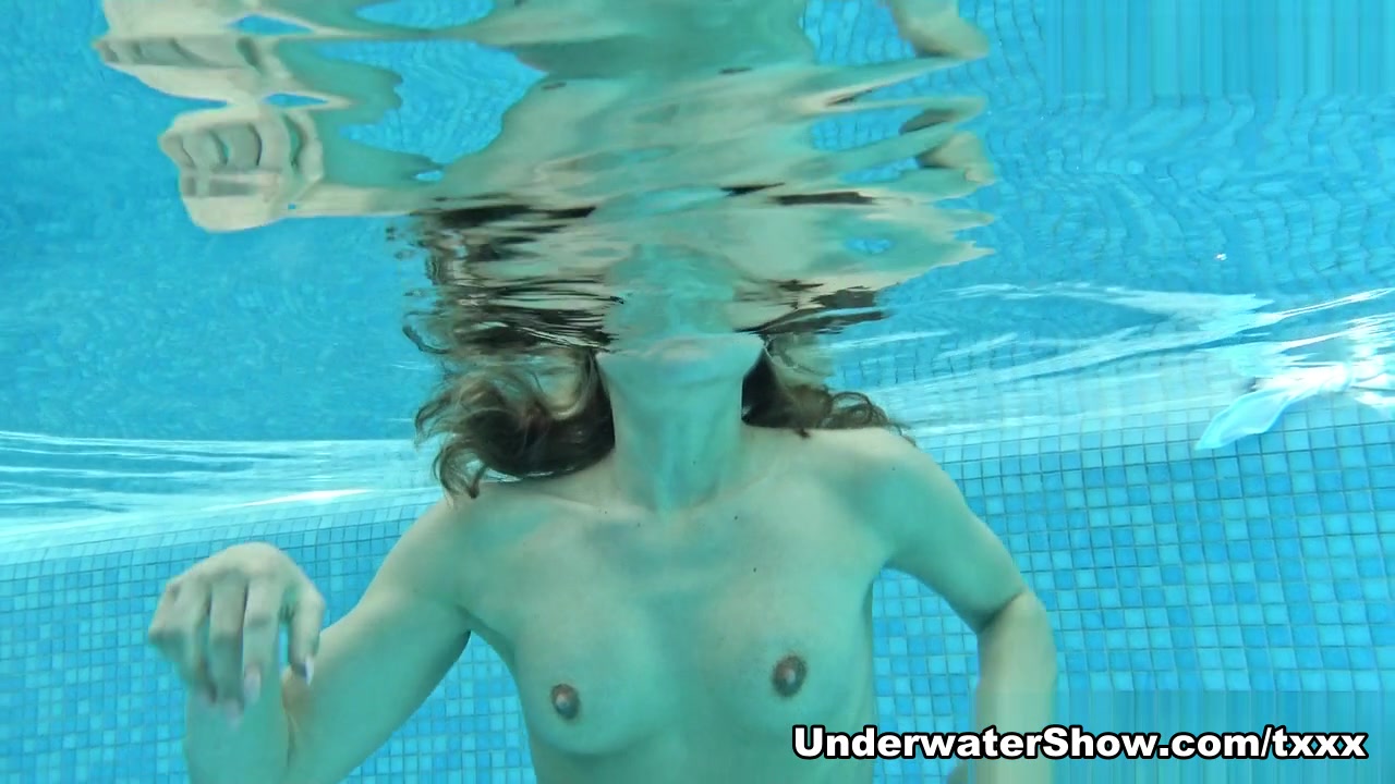 Cruz Video - UnderwaterShow