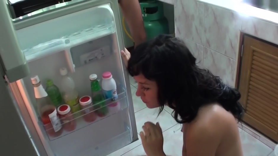 Bella Margo in travel sex video showing lesbian adventure and bj