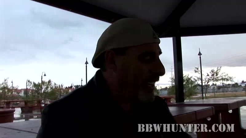 Pretty Mature BBW Welcomes a Guy in Her Home - BBWHunter