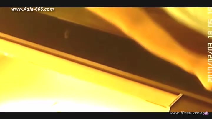peeping Korean restaurant toilet.22